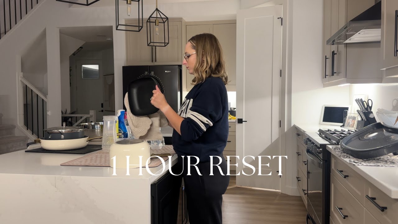 Nighttime Kitchen Reset | Relaxing Clean With Me (Music)