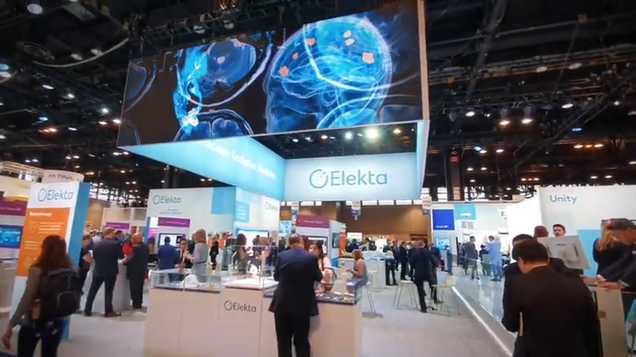 Elekta conference booth with visuals created by Arcreative