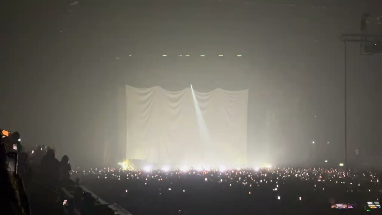 YUNG LEAN - SMIRNOFF ICE LIVE LONDON OVO ARENA 2025