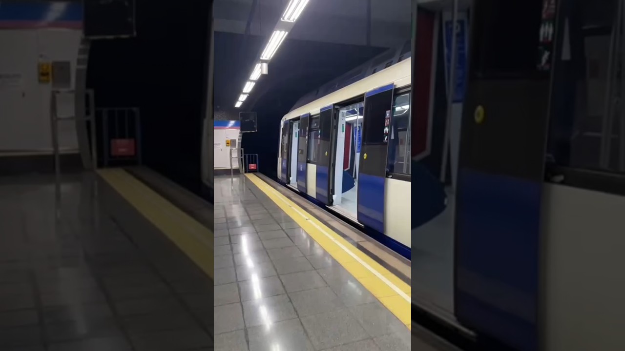 S-9000 L8 saliendo de Barajas Madrid, Espa&ntilde;a #metro #metrodemadrid #shorts #viral