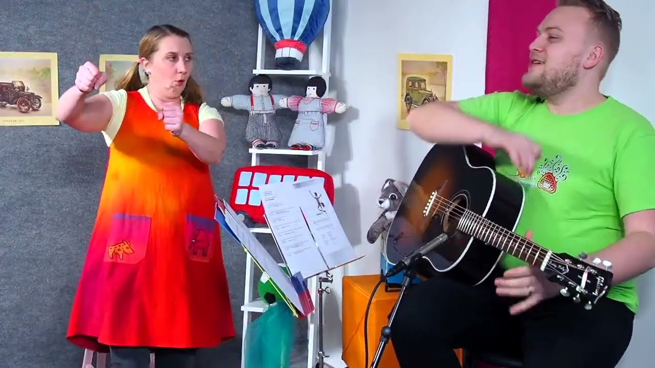 Siinan TaikaStudio, Autolaulu (Autolla ajetaan varo-varovasti...)