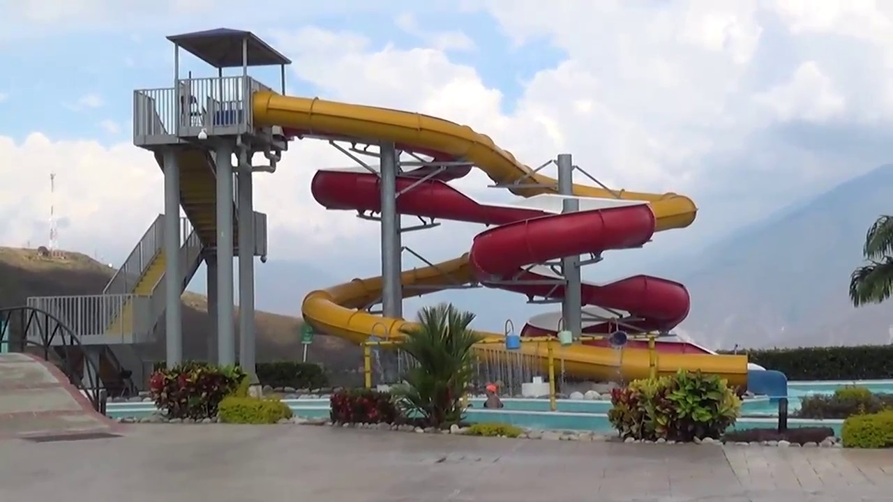Construcción de Toboganes en Colombia y Fabricación de Toboganes en Colombia.