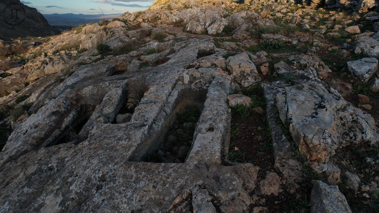 Graves from the Roman Period in Arbel Brook
