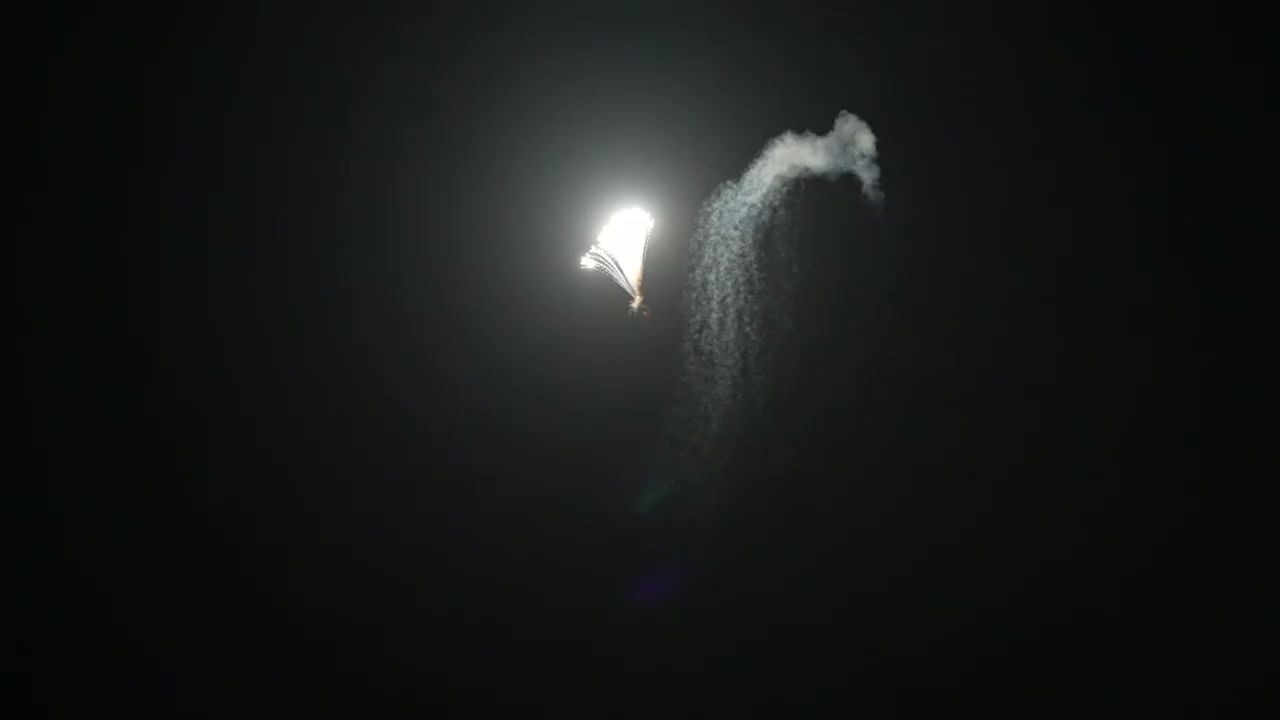 2026.2.3 MA 210457 4‘’ COLA DE CABALLO INTERMITENTE BLANCO/ WHITE STROBE WATERFALL(1)