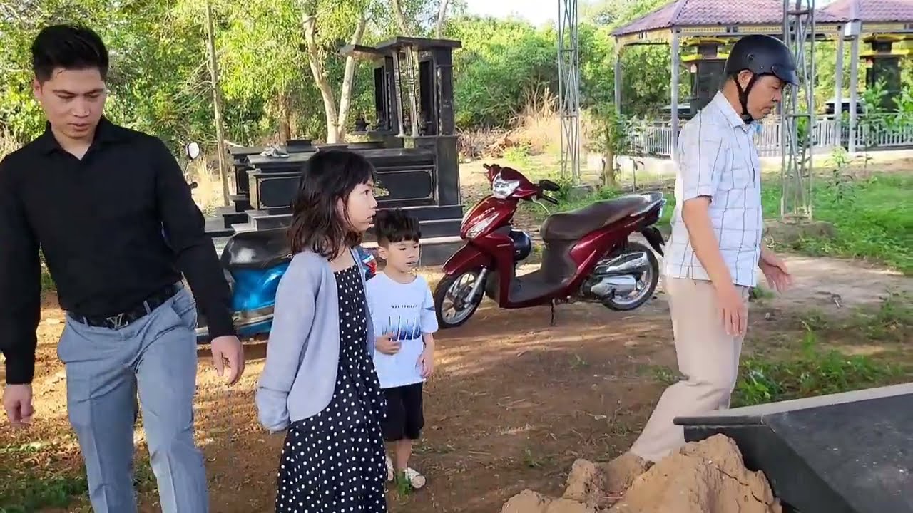 🇨🇦 Дедушка ведет Майтона посмотреть на странные вещи, происходящие на могиле его прабабушки.