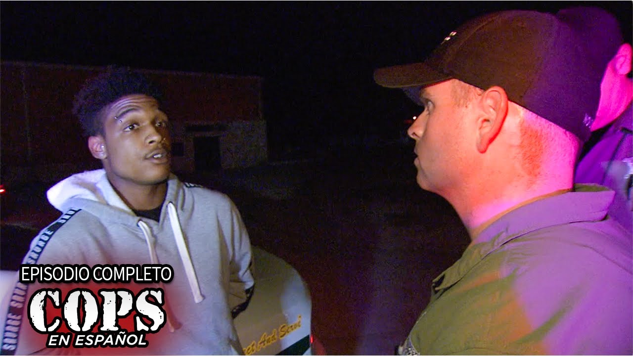 Una noche de caos y confesiones | Temporada 32 Episodio 14 | COPS en ESPAÑOL