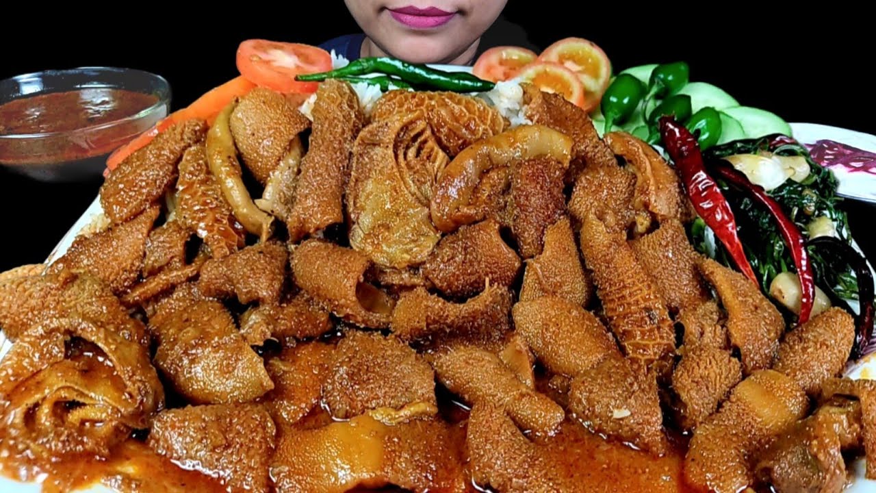 ASMR EATING SPICY MUTTON BOTI CURRY WITH RICE, RAITA, MUTTON GRAVY | GOAT INTESTINE | INDIAN MUKBANG