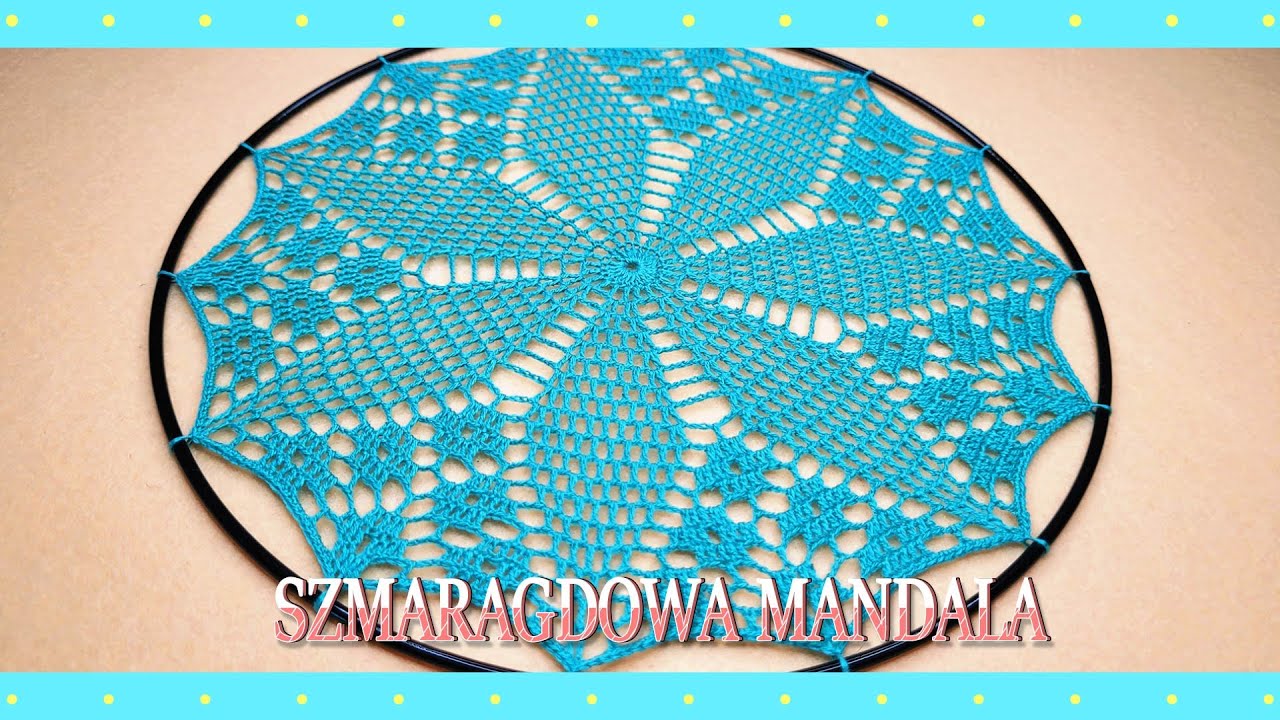 Szmaragdowa mandala/serweta na szydełku