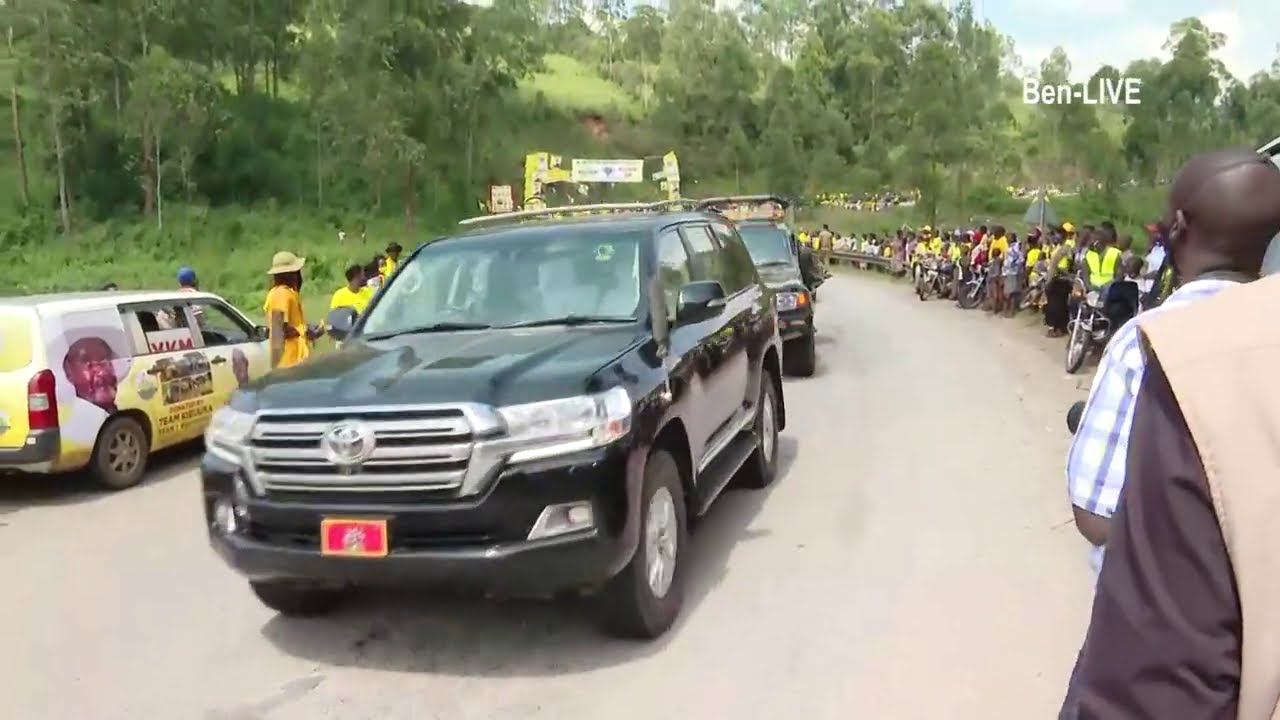 Museveni shows off massive support in Rukungiri, says Besigye, Tumukunde failed his assignment