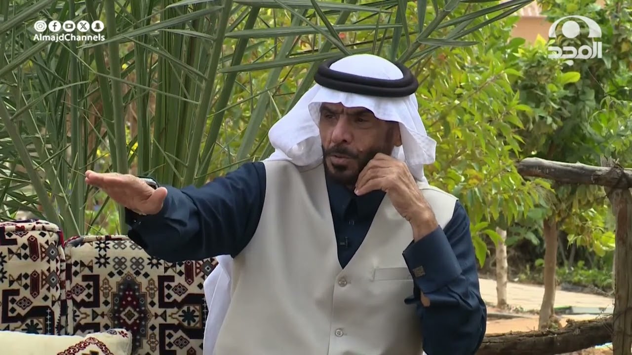 رجل دخل في ضيافة شخص فدعاه لزواج وأخبره بأن فلان ضرب أبوك وهذا اللي صار! عساف الغبيوي