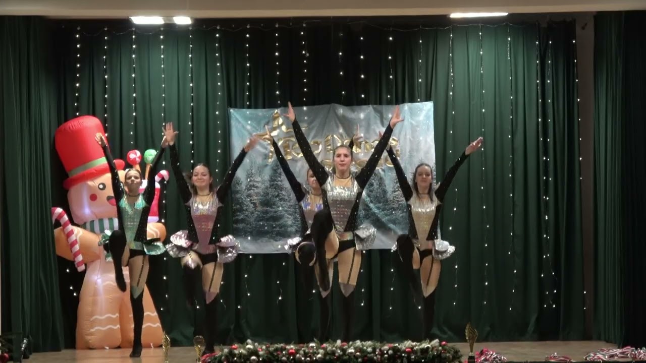 sW.eeI.T.C.H. – Juveniles Kisformáció  - 2025.12.19 - ToP Dance Karácsonyi Gála