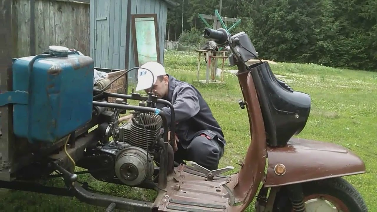 Мотороллер муравей работает без привычного зажигания!
