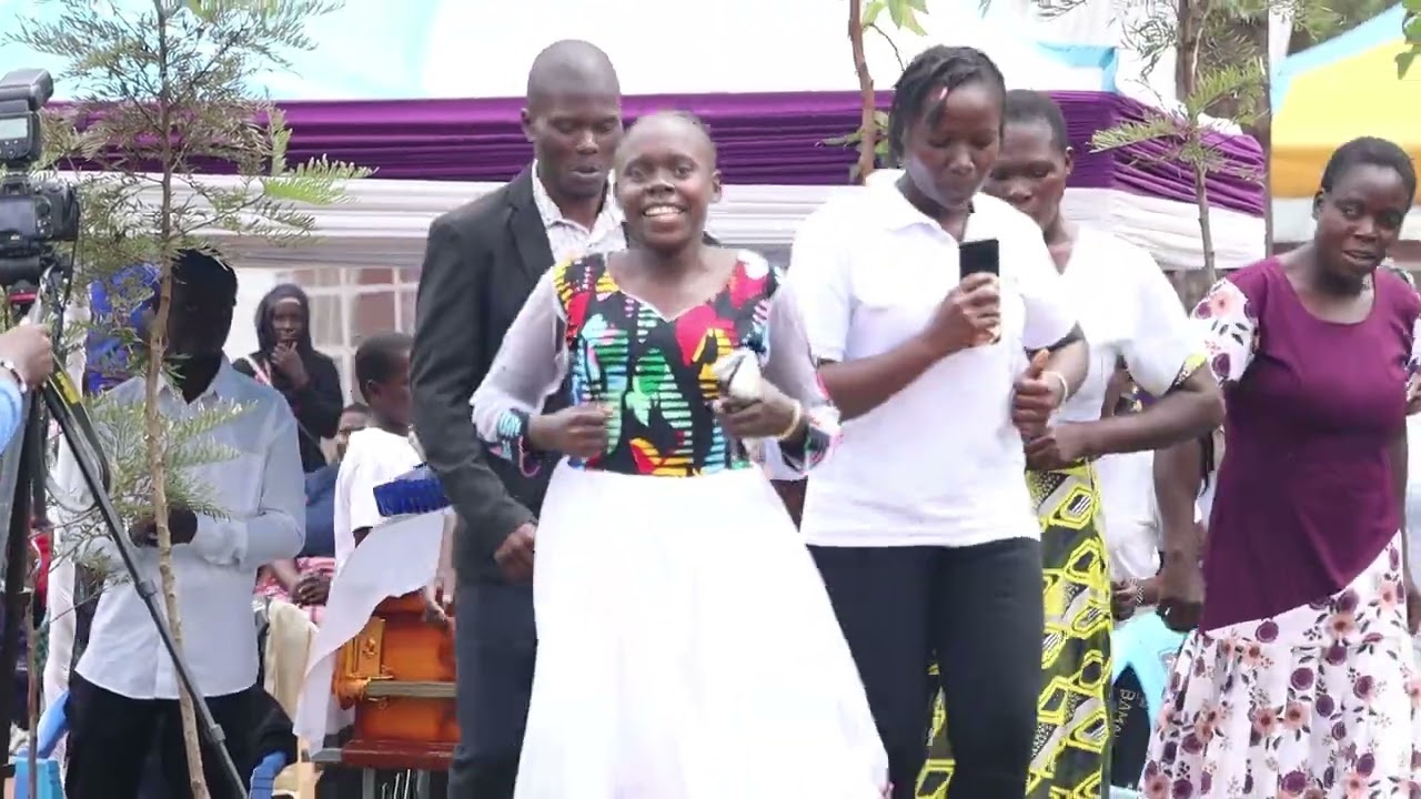 🤣 Ebu nipatie kitu ya kiluhya apo kidogo 