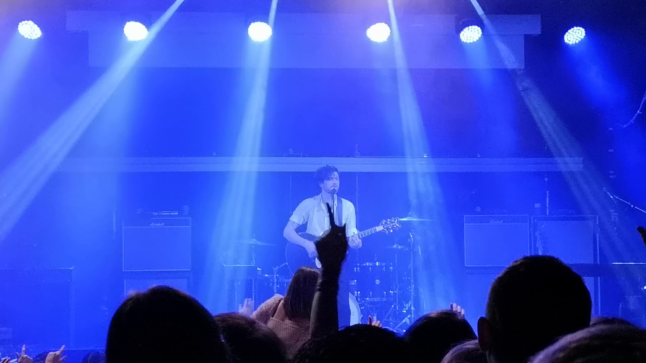 Sam McTrusty (Twin Atlantic) - 'Oceans' (Live)