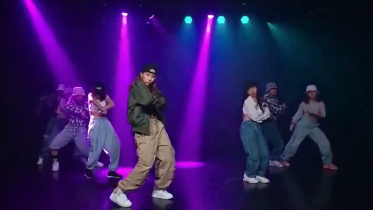 Sanciman (feat Sultanus) - Como loca baila (minimal dance)