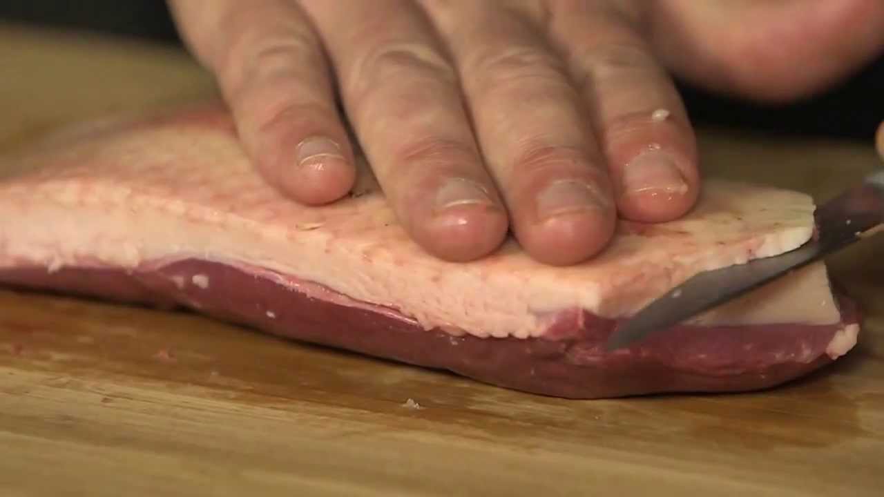 Préparer et cuire un magret de canard - Trucs et Astuces culinaires - Auchan