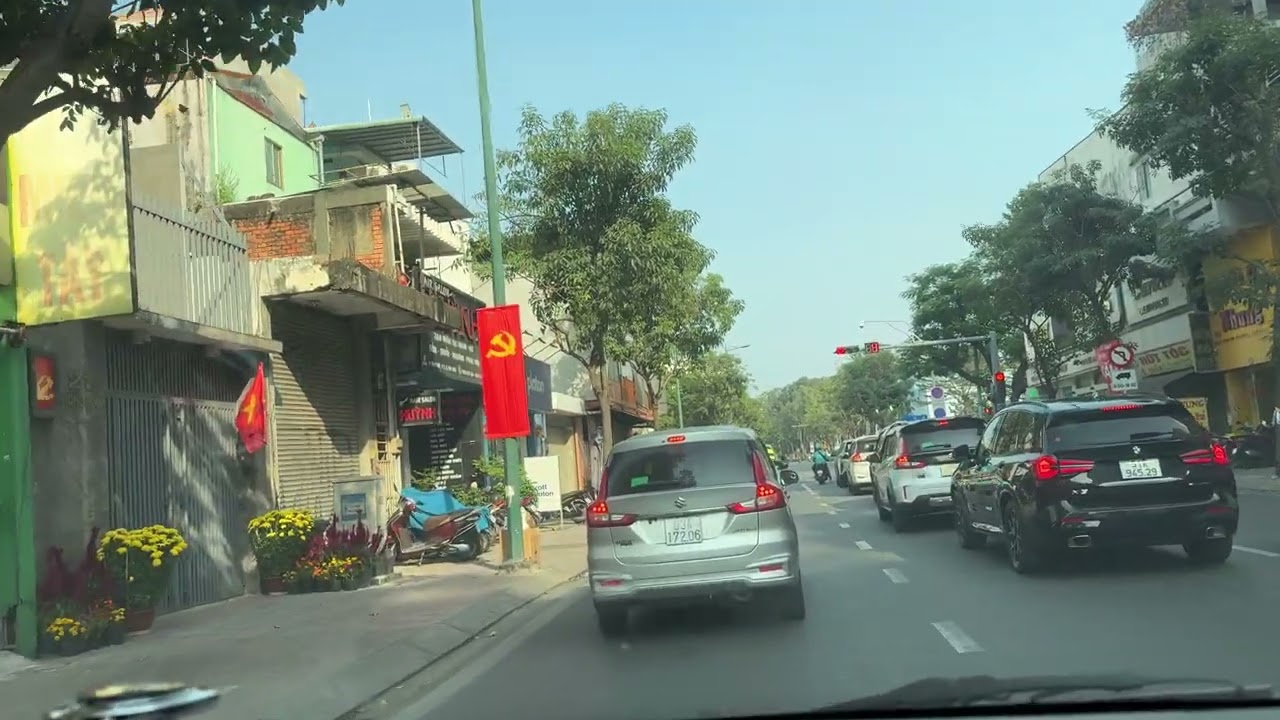 Đường đi sân bay TSN chiều 28 Tết Bính Ngọ