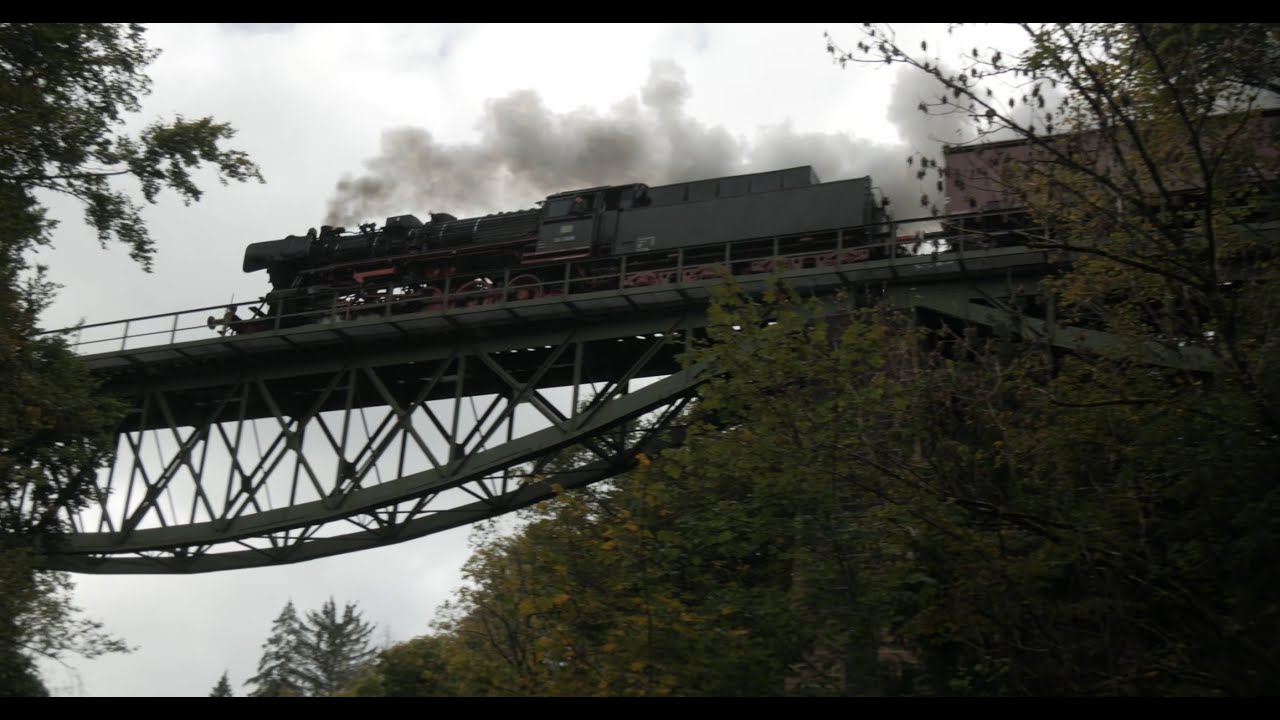 Baureihe 50 zwischen Himmel und Erde, mit Dampf unterwegs auf der Sauschwänzlebahn