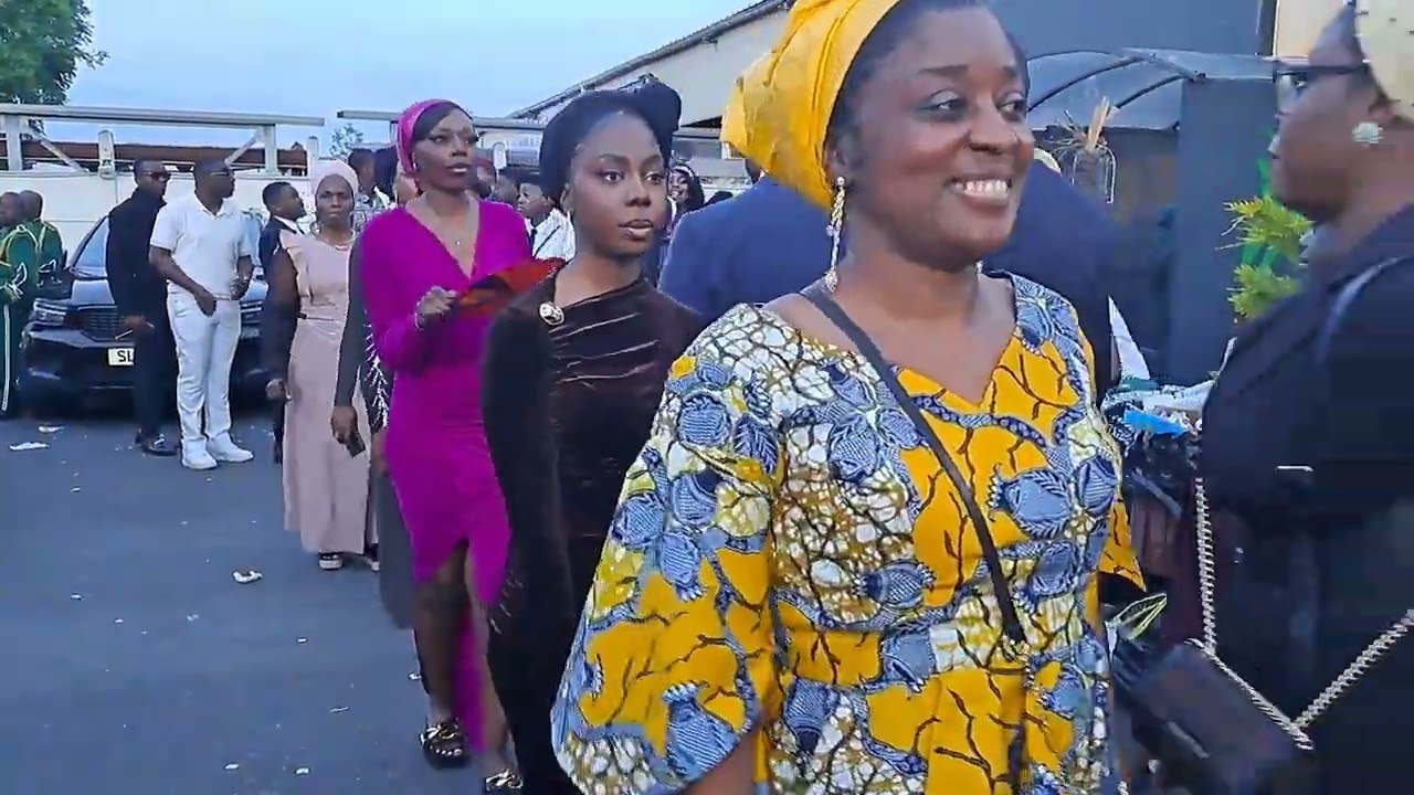 FAKI EUROPE ANIMATION MARIAGE DE PAPA TERRY BAVUA ET DEBORAH NZUZI .