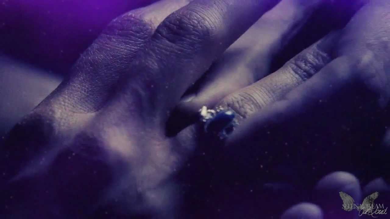 Stefan/Elena || Memories are too important