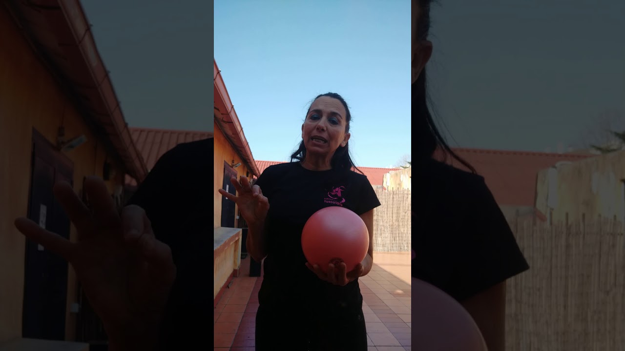 GIOCO CON LA PALLA (contro il muro, livello avanzato)
