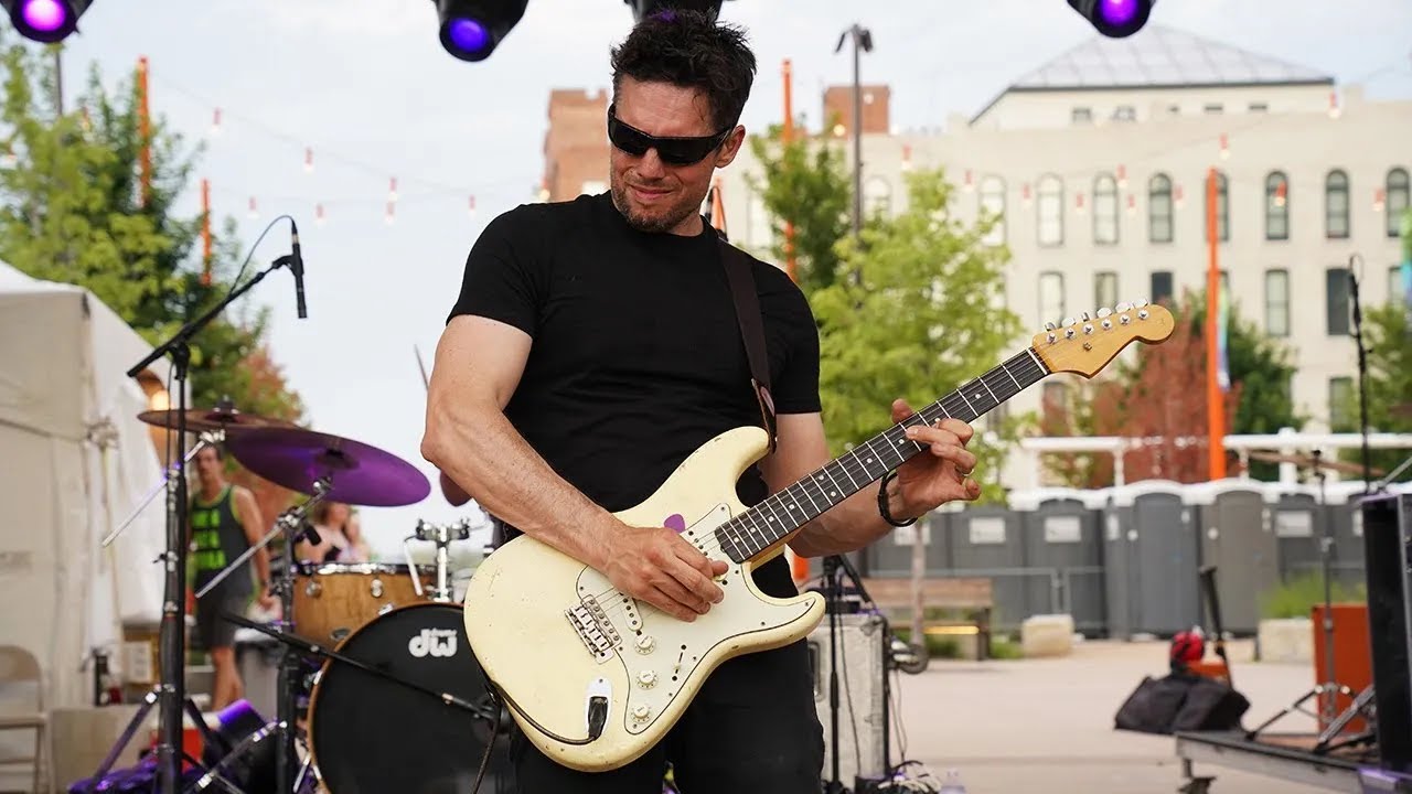 Aynsley Lister - 