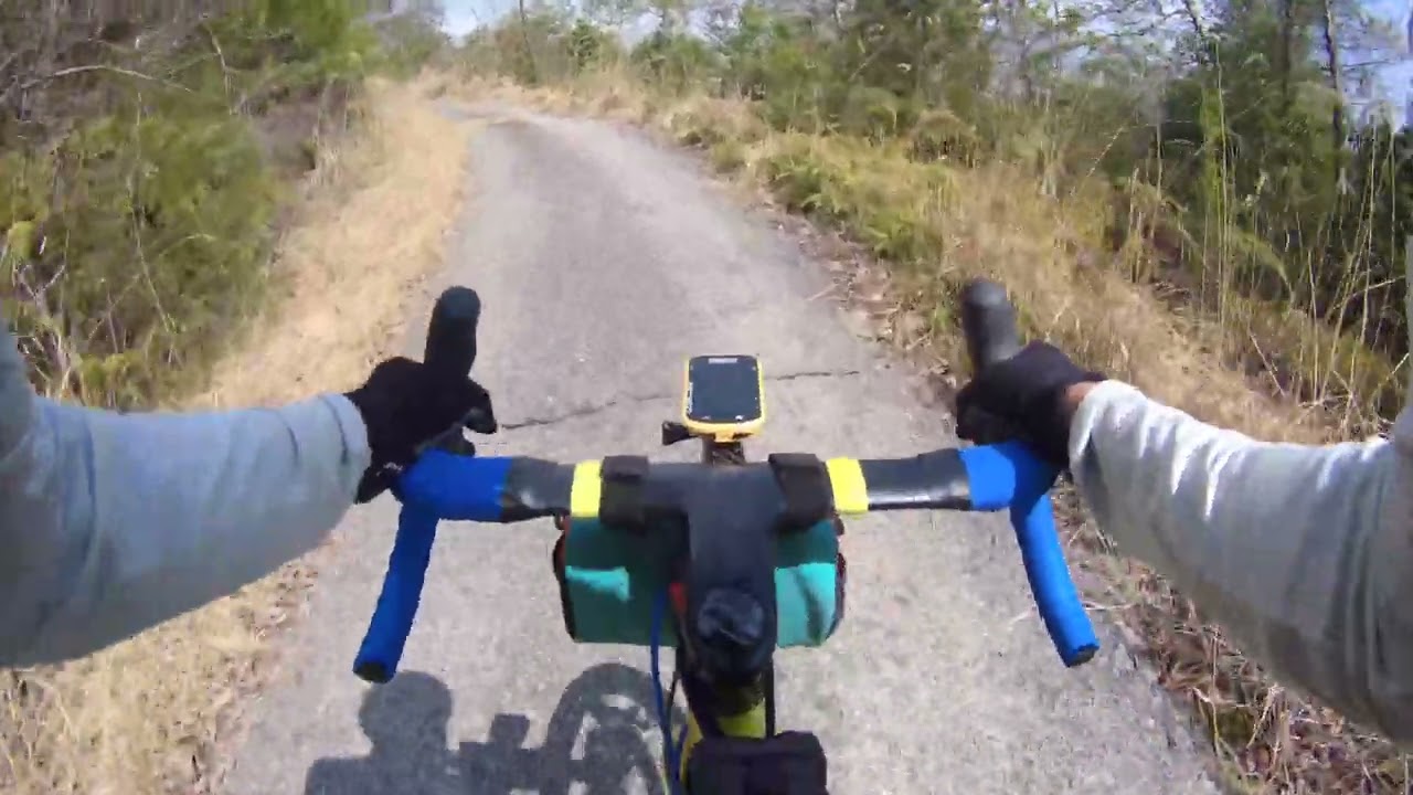 Taka High School to Makino Pond by gravel bike 