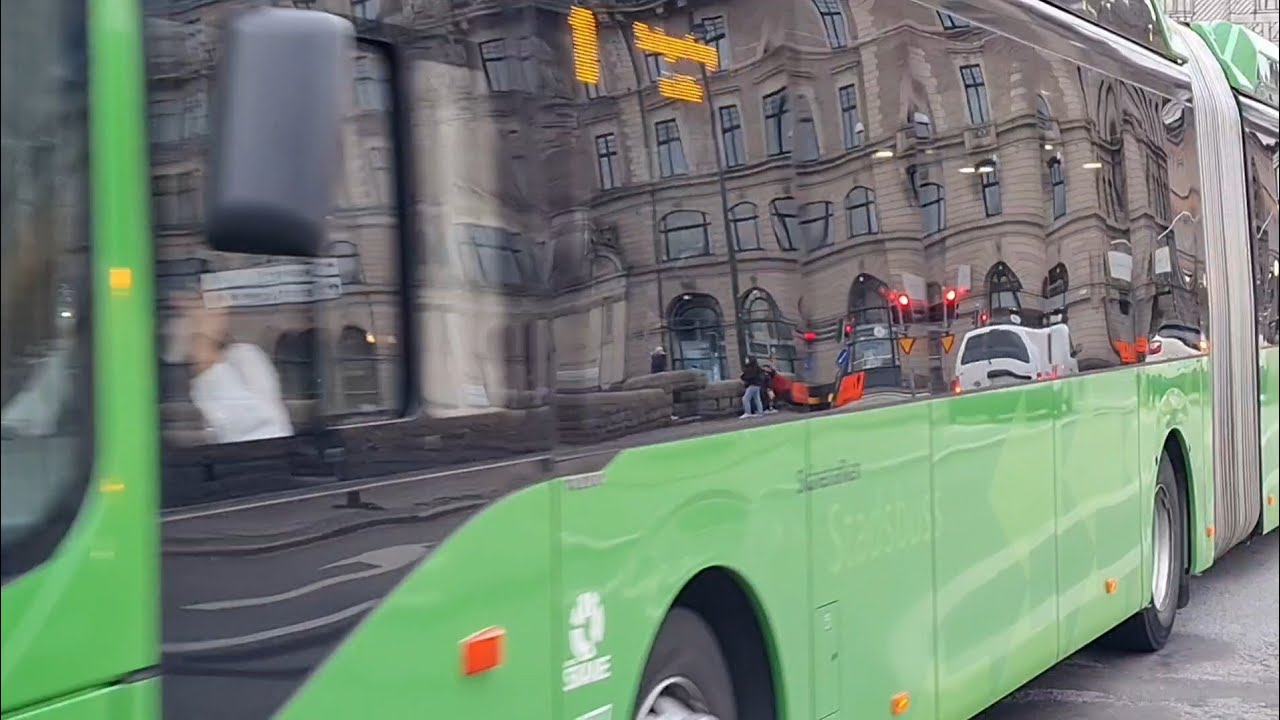 Buss Van Hool 2024 double-articulated.