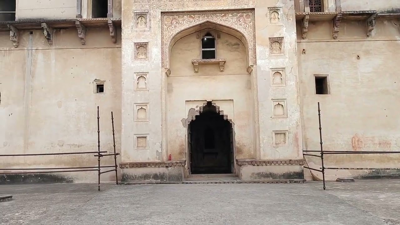 वीरा महल दतिया मध्य प्रदेश 