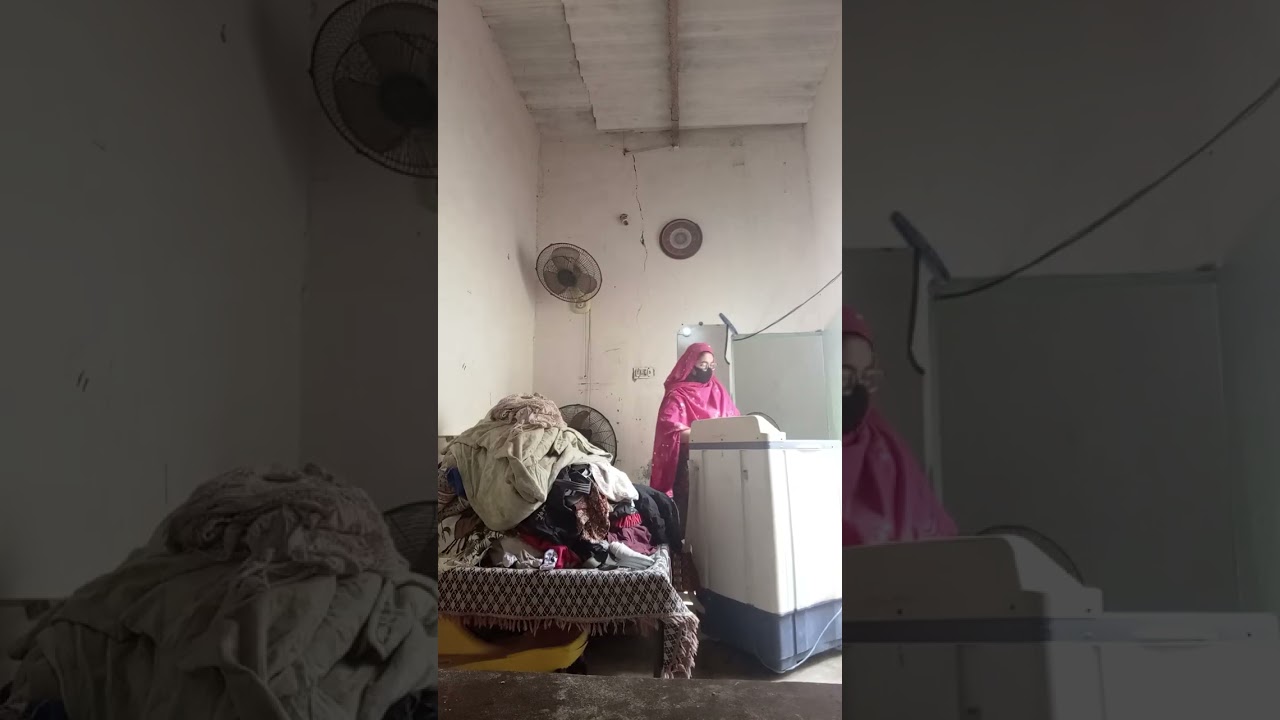 Kpry dhoye#washing cloths#pakistanivlooggers #washingmachine #vlogsvideo #vlogs 
