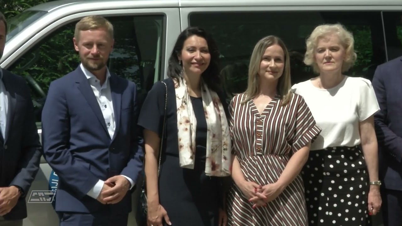 Porsche Srbija i Crna Gora i Porsche Leasing Crna Gora: VW Transporter za Dječiji dom Mladost Bijela
