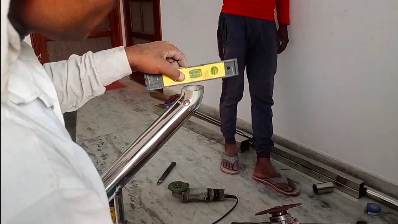 steel railing marking and fiteeng स्टील रेलिंग मार्किंग फिटिंग