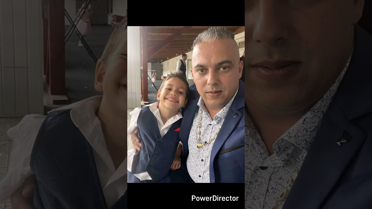 Bendzi - Michaj küldi lányának Martina nak 15 szulinapja alkalmából 