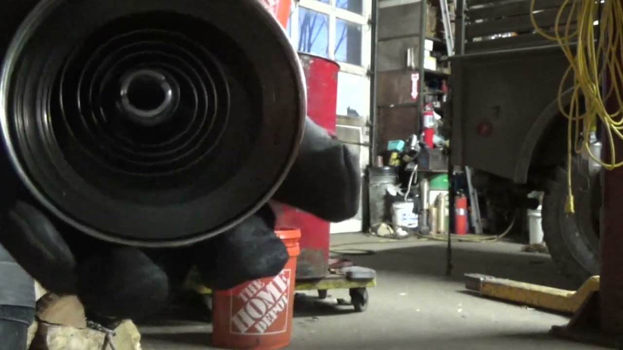 Installing mainsprings into the Victor Victrola VV-XI spring barrels