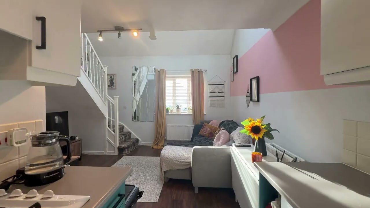Hunworth Close, Havelock Park, Sunderland - Walk Through