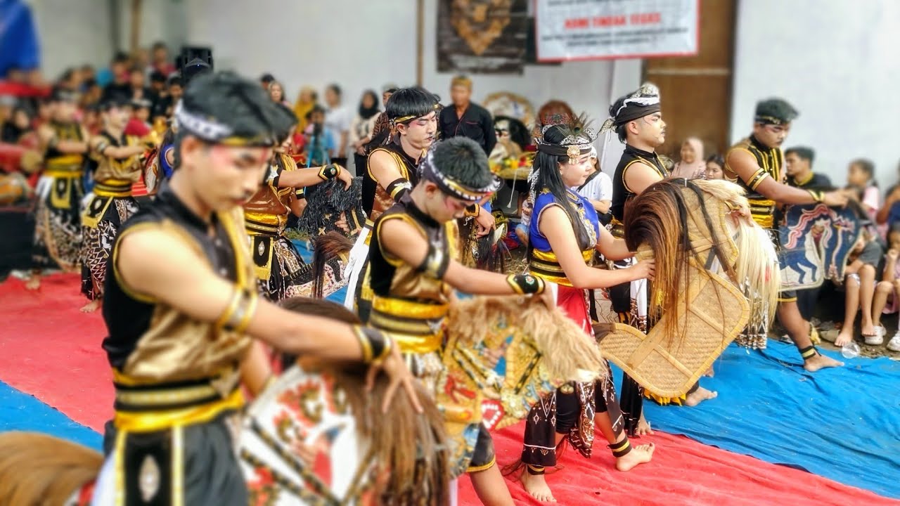 Tari sembahan - GAMBUH GENDING EBEG NGESTI LARAS 