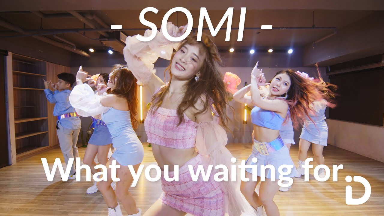 SOMI (전소미) - 'What You Waiting For' / Zoey