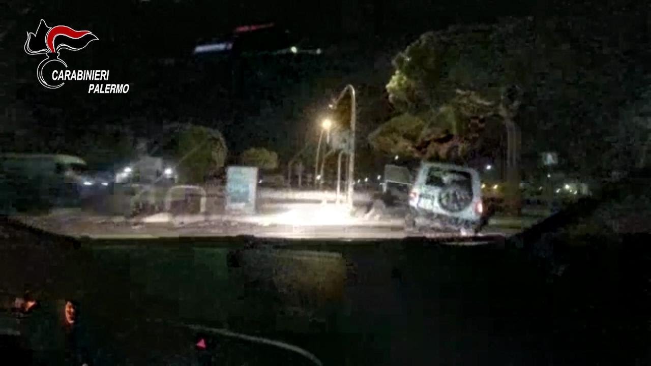 Palermo, l'inseguimento mozzafiato dei carabinieri e la fuga: arrestato