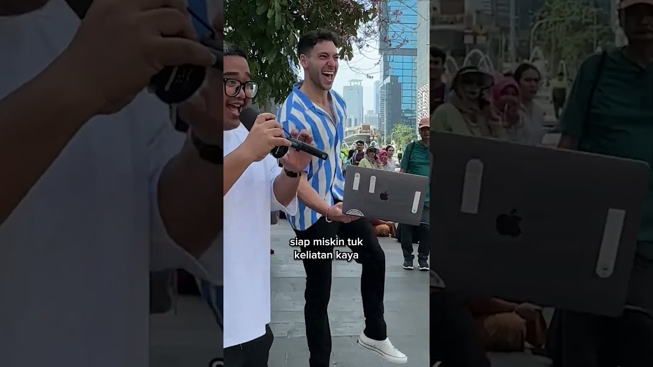 We Weren't Expecting to Find This Indonesian Rapper In Public🤯 @WillyWinarko