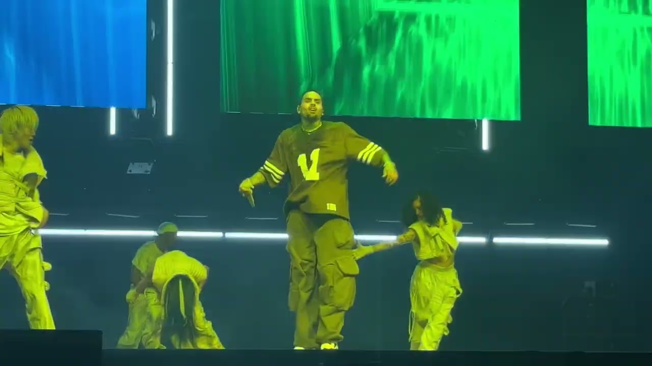 Chris Brown - 