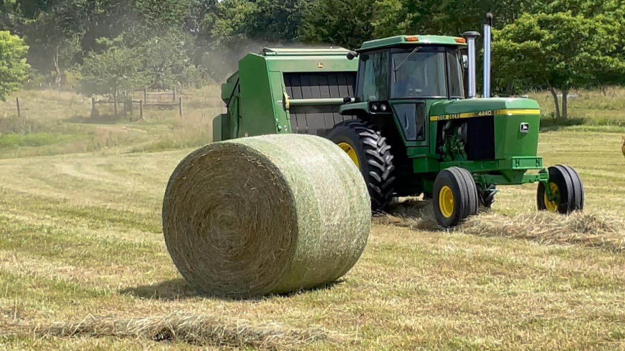 #Baling #hay #johndeere #farming #hay