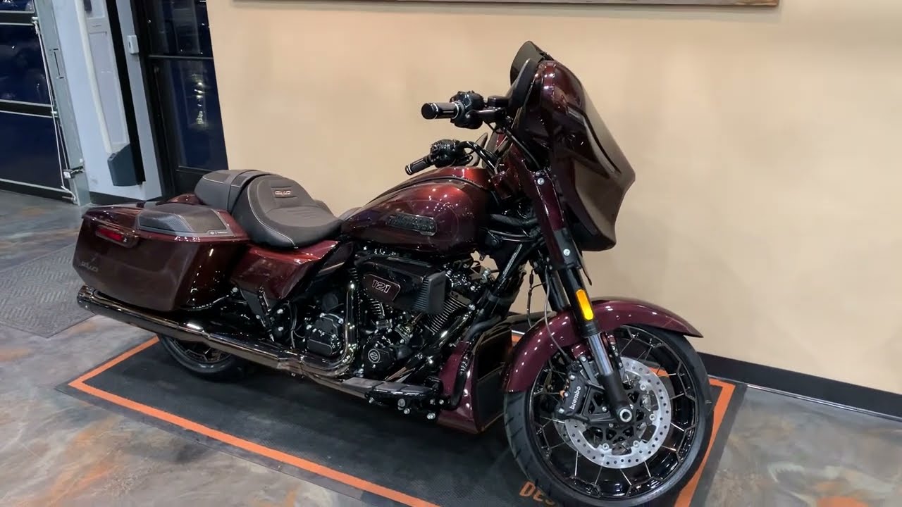NEW!! 2024 Harley-Davidson CVO Street Glide in Copperhead-FLHXSE