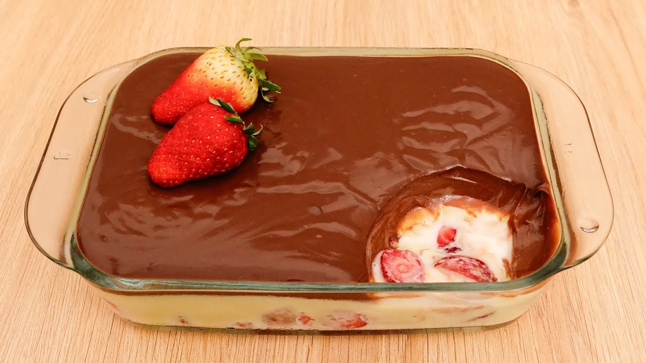 BOMBOM DE MORANGO E CHOCOLATE