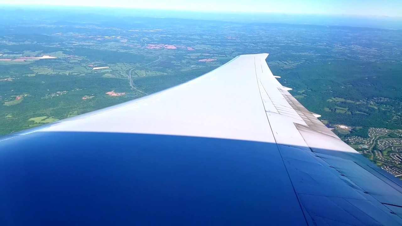 United Airlines B767-400 Departure from Washington Dulles