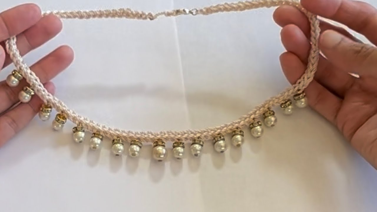 Easy necklace tutorial with pearls and crochet #necklace #beadwork #beads #diyjewelry #art #craft