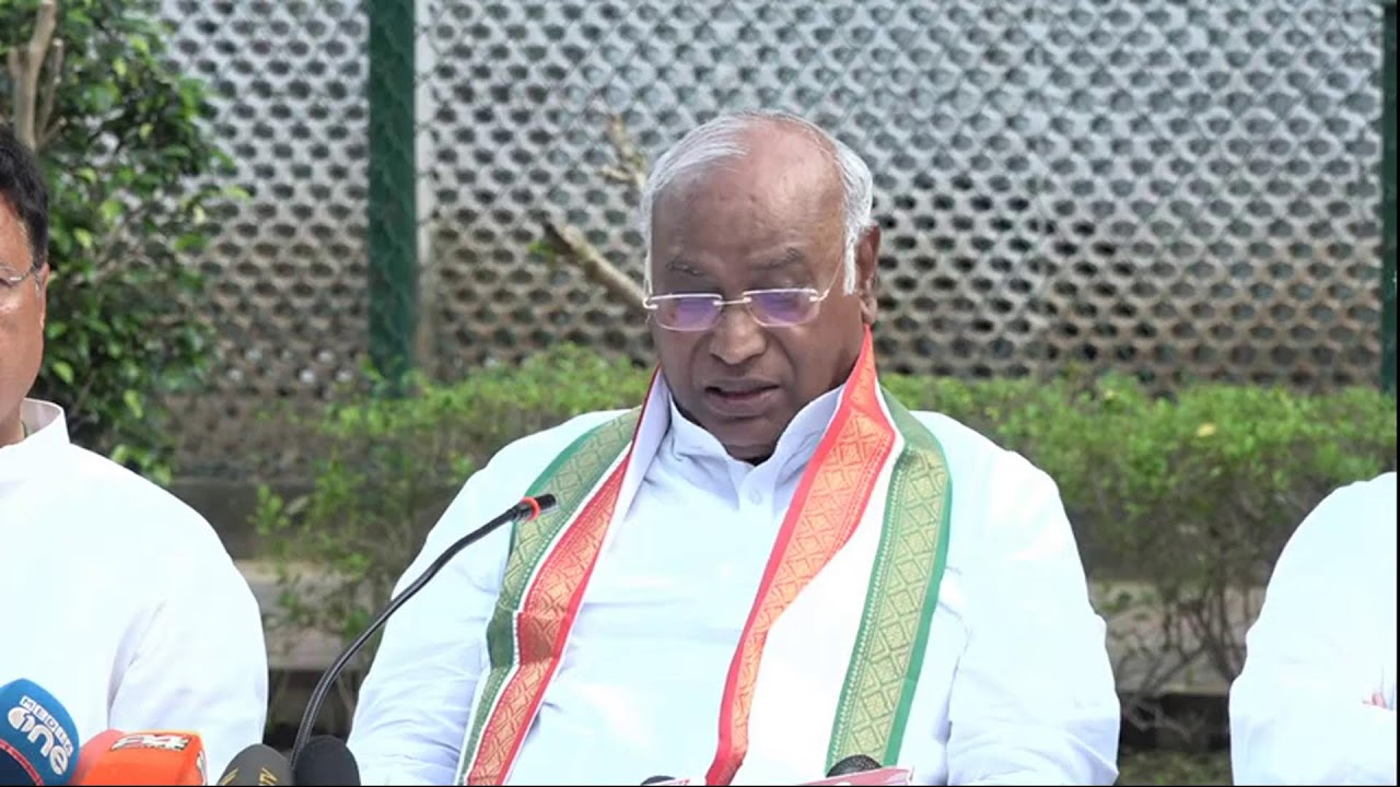 LIVE: Newly elected Congress President Shri Mallikarjun Kharge PC