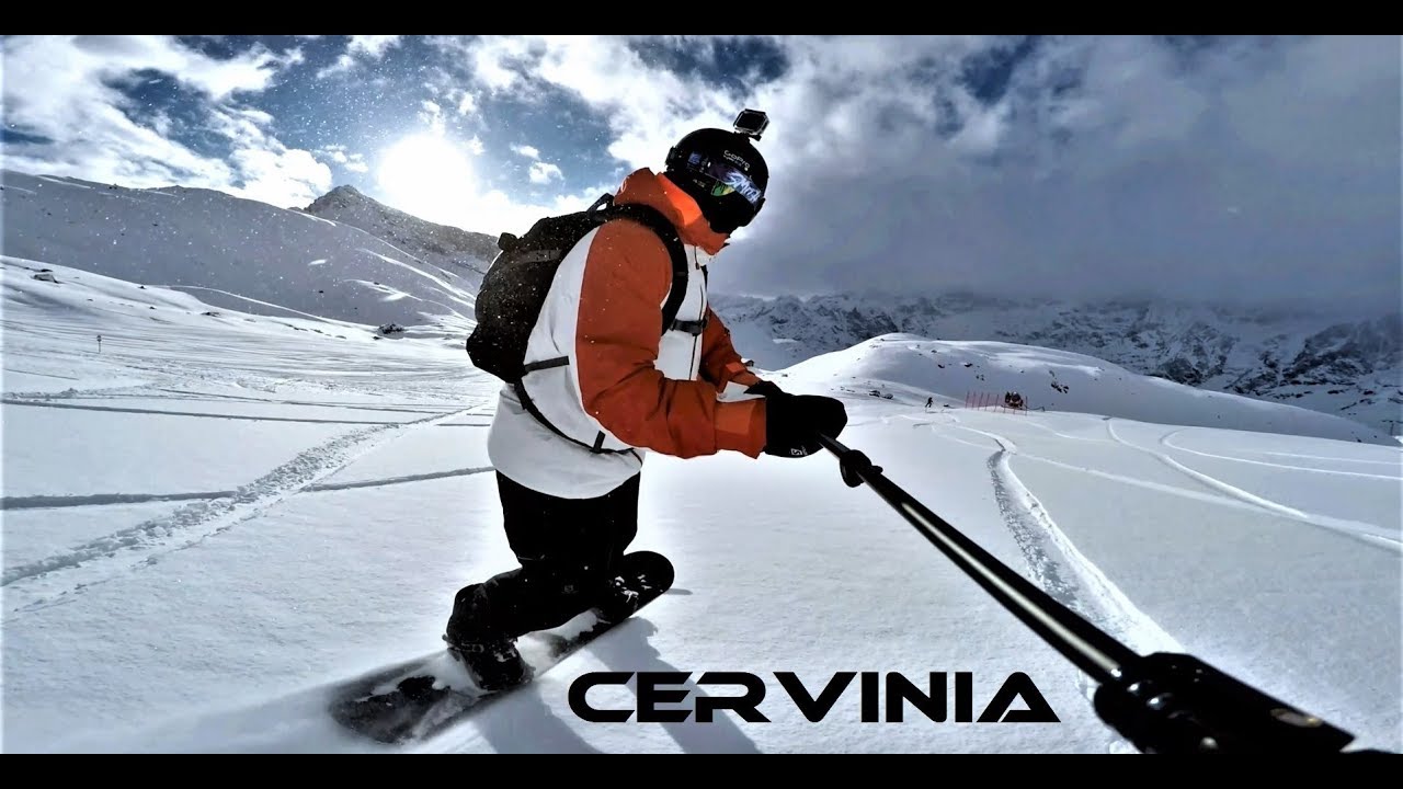 Snowboarding at Cervinia, Italy 🇮🇹 (December)