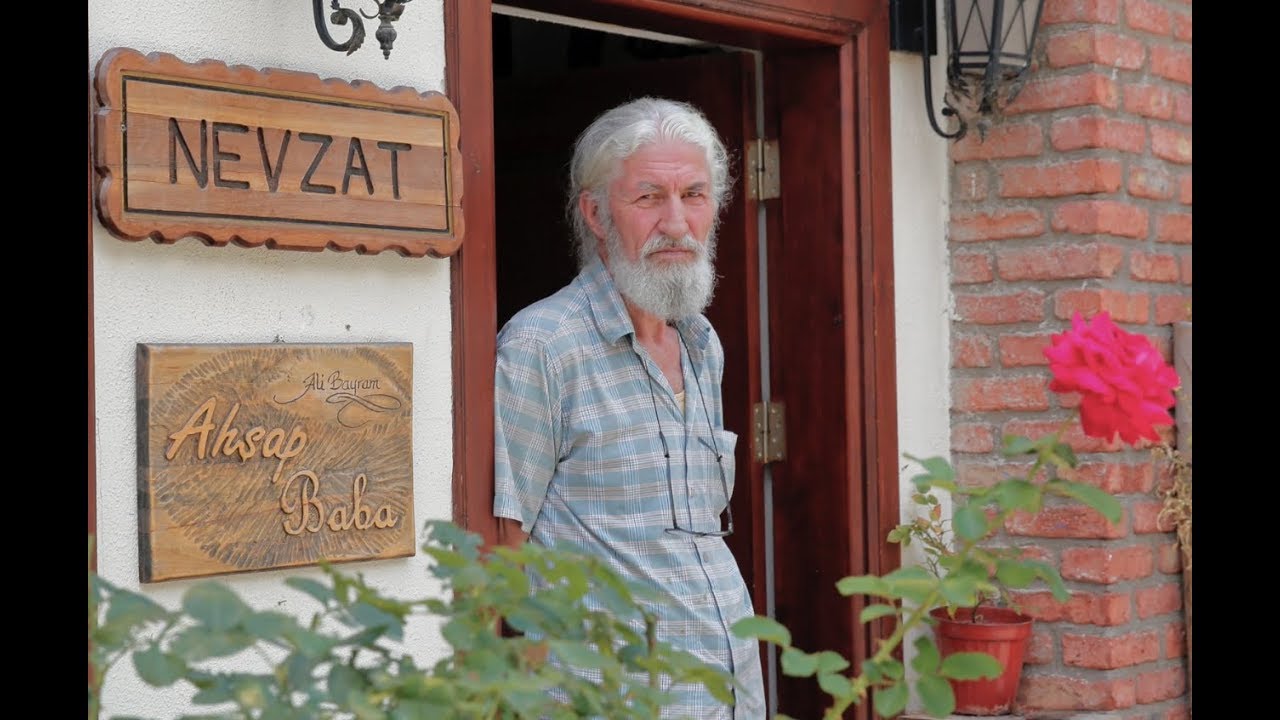 Ahşap Sanatçısı Nevzat Özbay