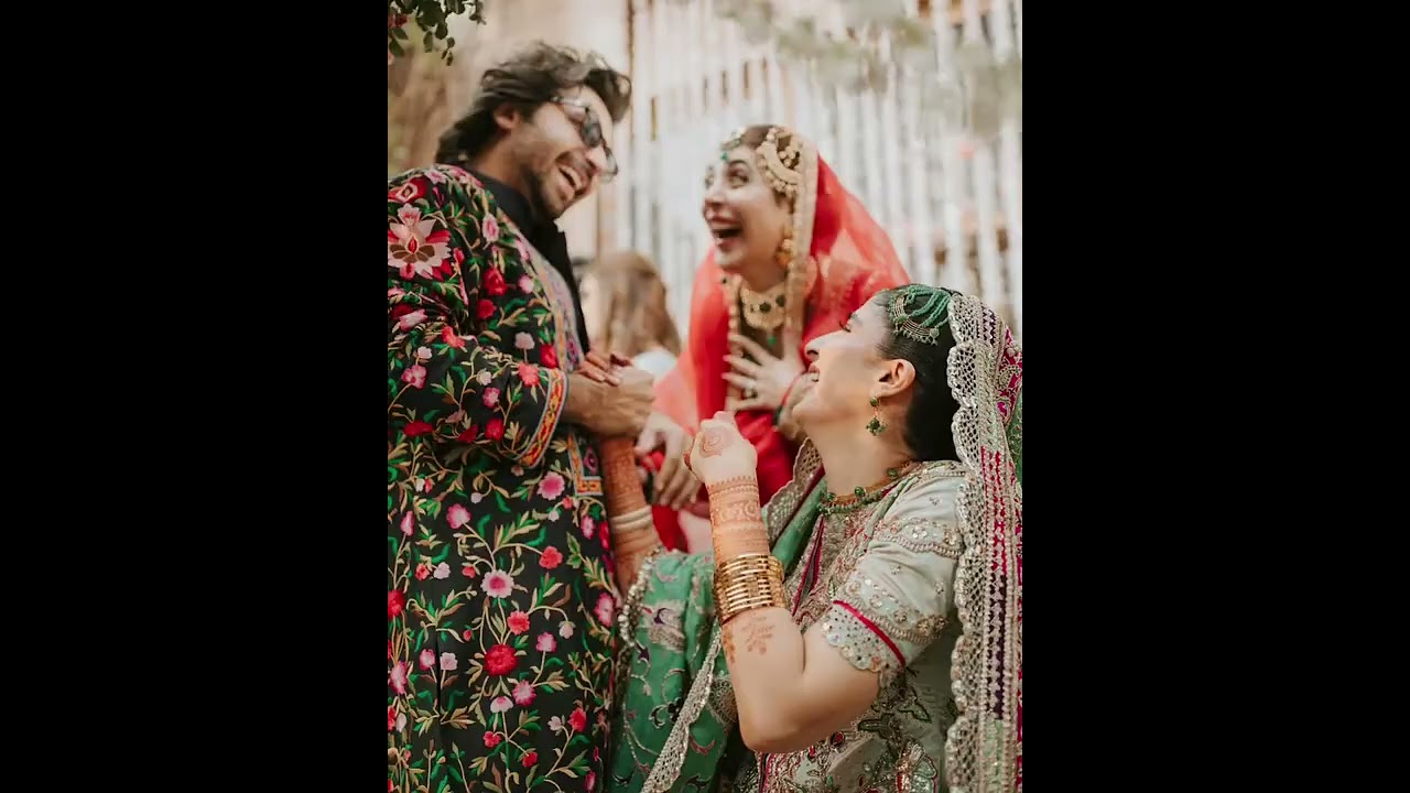 Mawra hucain beautiful full nikha clicks with urwa Hussain and Farhan Saeed