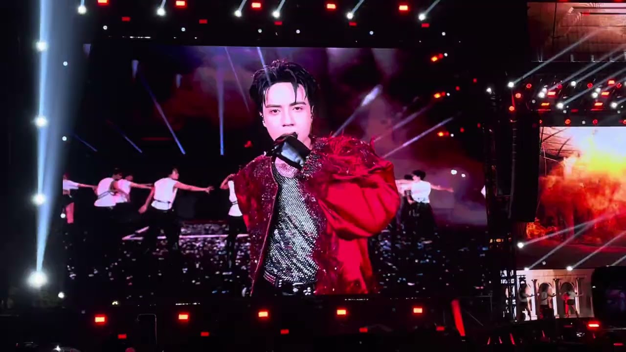 Bar outdoor của Quang Hùng MasterD - Catch me if you can (GENfest 2026)